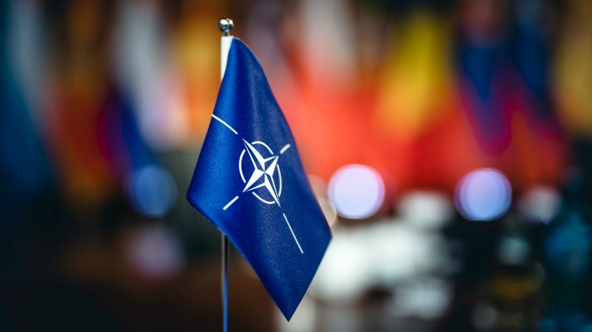 Песков указал на прямую вовлеченность НАТО в конфликт на Украине