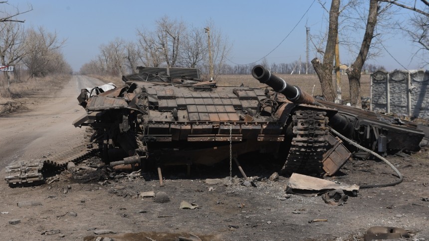 Российские бойцы уничтожили два вражеских танка на передовой за сутки