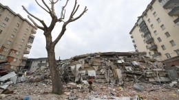 В Турции зафиксировали повторные толчки после землетрясения