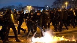 Край демократии и прав человека: жандармы жестко разогнали акции протеста во Франции — видео