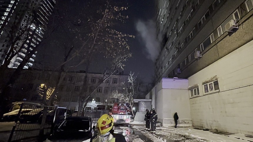 Число погибших при пожаре в отеле «МКМ» в Москве увеличилось до семи человек