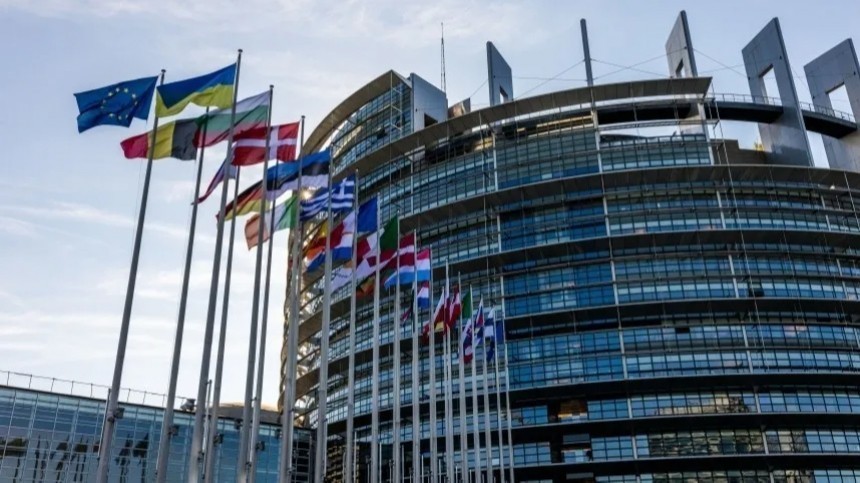 В Европарламенте призвали к протестам против прокси-войны США и НАТО