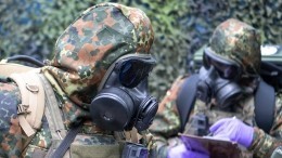 «Манипуляция массами»: зачем США готовят провокацию со смертельными химикатами на Украине