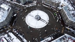 В России с 1 марта изменились правила проезда перекрестков с круговым движением