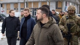 Стало известно о возможном конфликте Зеленского с командующим операцией в Донбассе