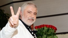 «На каждом концерте целую»: Павлиашвили назвал способ борьбы с тревогой перед выступлениями