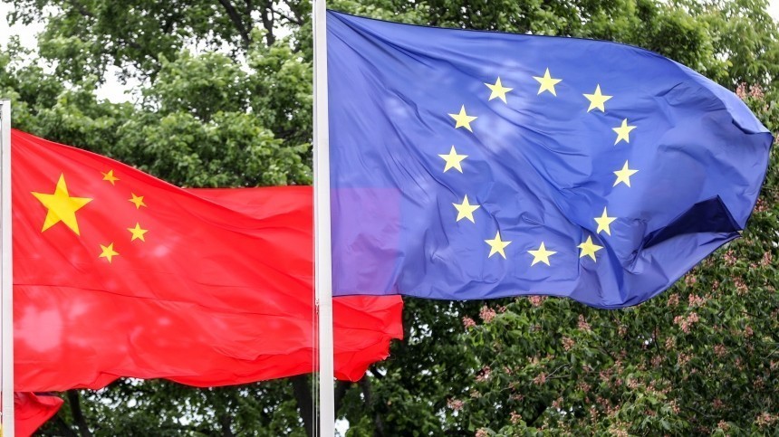 Депутат Европарламента заявил о вбивании США и НАТО «клина» между Европой и КНР