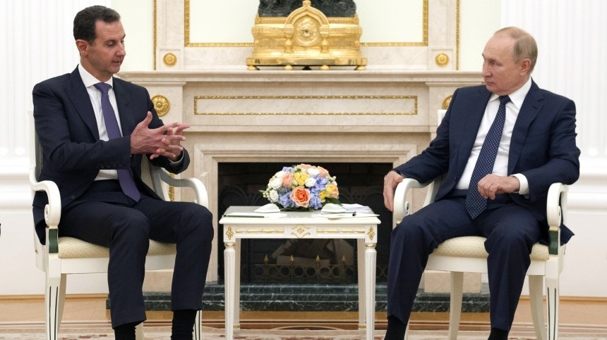 Асад выразил поддержку спецоперации по защите Донбасса на встрече с Путиным