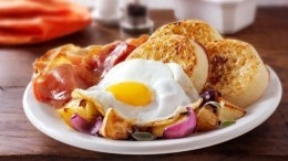 Экзотический завтрак за пять минут — яйца по-пражски
