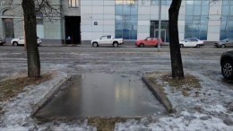 Пора пересаживаться на лодки: оттепель в Петербурге привела к масштабным потопам