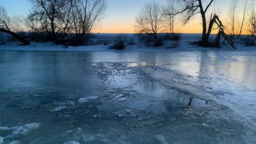 Пятеро детей провалились под лед в Калужской области, двое из них погибли
