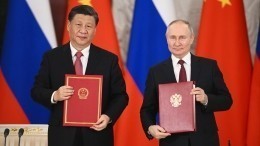 Путин и Си Цзиньпин подписали заявление о всеобъемлющем партнерстве