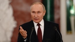 Путин: Россия знает о поставках оружия на Украину