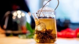 Бессонница и тревожность: когда обычный чай может быть опасен для здоровья