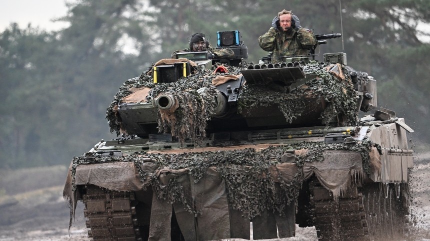 Шольц подтвердил передачу Украине 18 танков Leopard 2 из Германии
