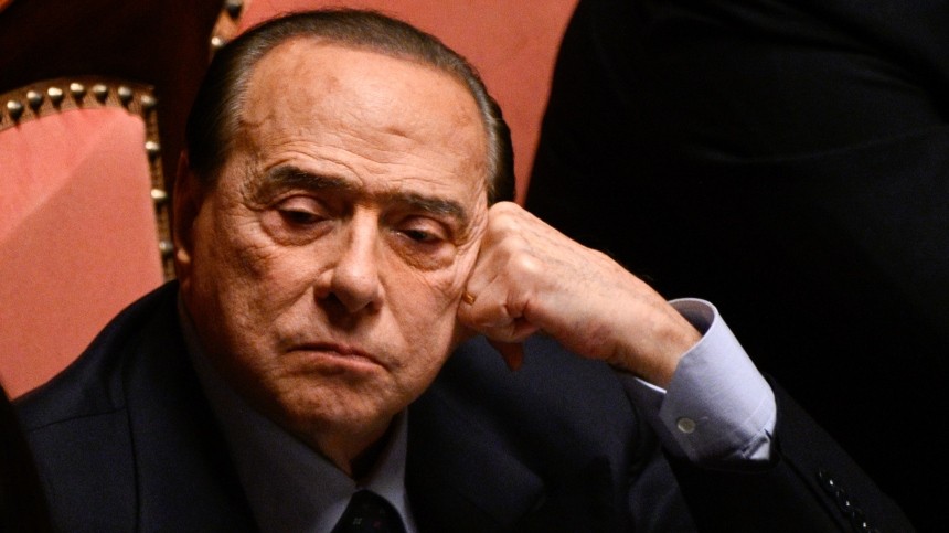 Экс-премьер Италии Берлускони госпитализирован в Милане