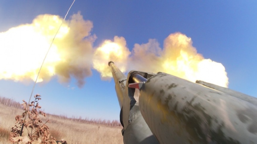 Российские артиллеристы разнесли вражеский миномет с боекомплектом и расчетом