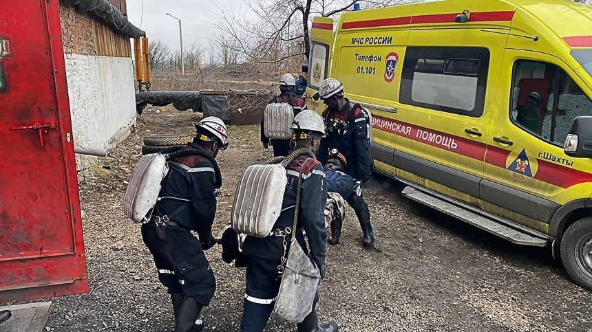 В шахте Обуховская в Ростовской области произошел пожар, внутри 200 горняков