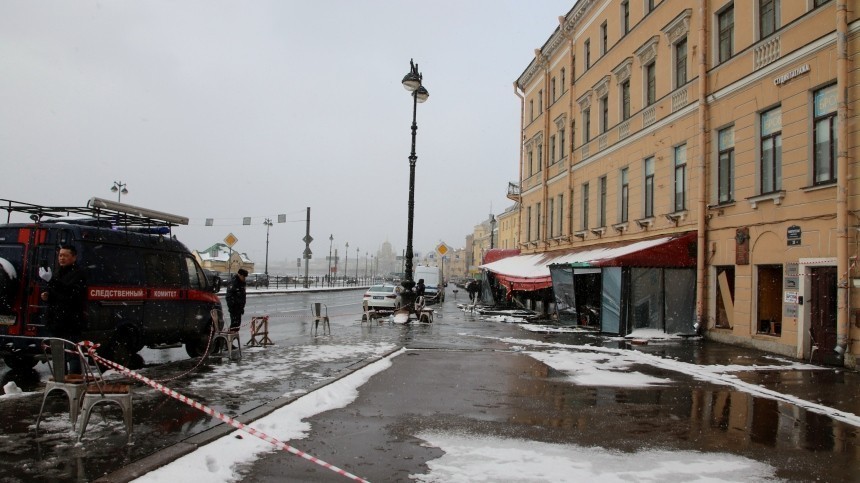 Число пострадавших при теракте в кафе Петербурга выросло до 40 человек