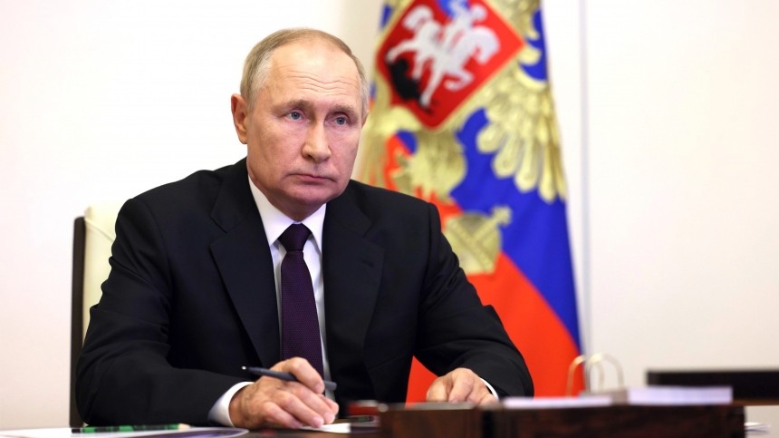 Путин поручил «Роскосмосу» разморозить создание сверхтяжелой ракеты-носителя