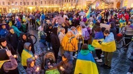 Украинские беженцы устроили протест в Нидерландах из-за условий проживания