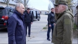 Путин подарил военным группировки «Днепр» икону и поздравил их с Пасхой