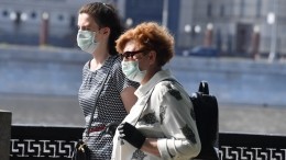 Заставит надеть маски? Чем опасен выявленный в России подвид коронавируса «арктур»