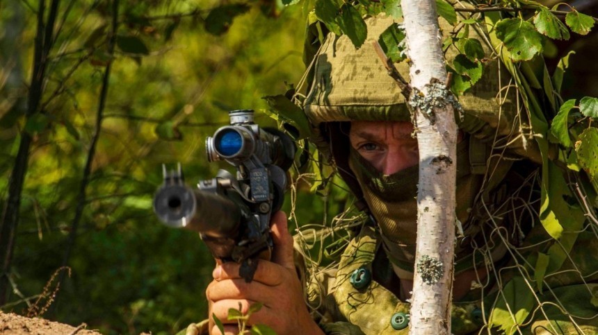 Увидеть невозможно: в России создали костюм-невидимку для снайперов