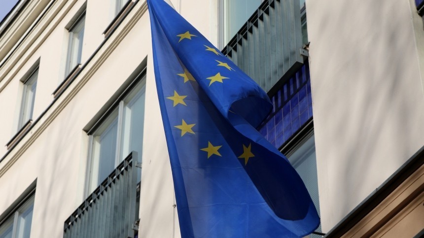 Моральные уроды: падет ли Европа под «радужный флаг»