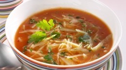 Суп богачей: простой рецепт осетровых щей от шеф-повара Емельяненко
