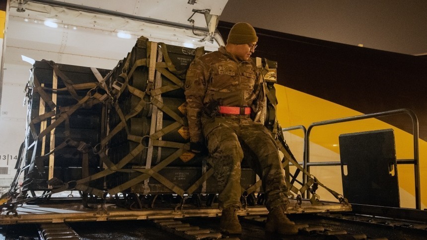«Возвращается бумерангом»: Шойгу высказался о поставляемом Киеву оружии