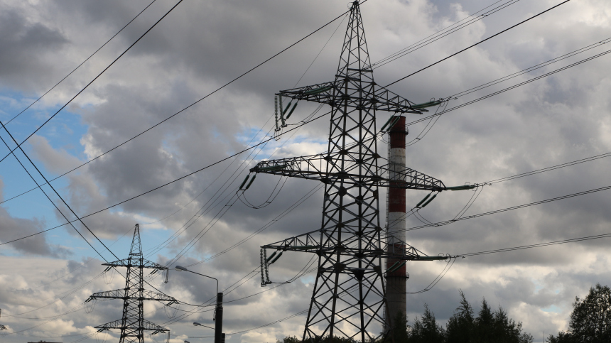 В России подняли тариф на передачу электроэнергии на 6,3% до конца года