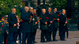 Путин и лидеры государств СНГ возложили венки к Могиле Неизвестного солдата
