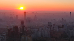 Во мгле: Екатеринбург затянуло густым смогом от лесных пожаров