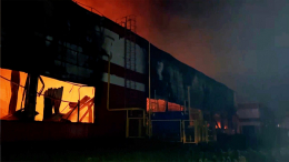 Адское пламя: появились кадры пожара на заводе в Тольятти
