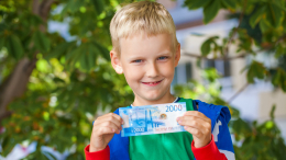 Детская зарплата: стоит ли платить детям за хорошие оценки и работу по дому