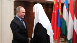 Путин поздравил патриарха Кирилла с Днем тезоименитства