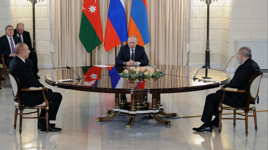 Песков не стал делать прогнозов по встрече Путина с Пашиняном и Алиевым