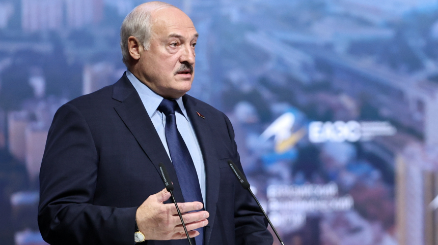 «Началось»: Лукашенко заявил о старте перемещения ядерного оружия в Белоруссию