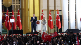 Кричали до утра: как Турция отреагировала на победу Эрдогана