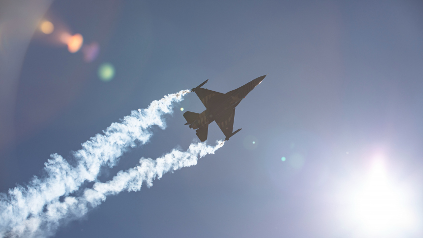 Лавров: ВС РФ ответят на планы Дании и Нидерландов обучать пилотов ВСУ на F-16