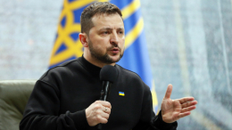 Зеленский сравнил конфликт на Украине с пирогом: «Рот порвешь»