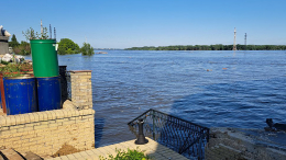 В Новой Каховке вода превысила 11 метров после прорыва Каховской ГЭС