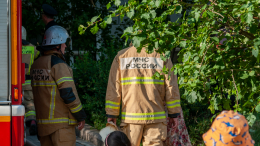 МЧС направило группировку спасателей в Херсонскую область после разрушения на Каховской ГЭС