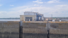 «Самоотверженные»: Песков оценил работу региональных властей в ситуации с Каховской ГЭС