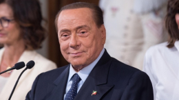 Виллы, яхты и машины: наследство Берлускони оценили в несколько миллиардов евро