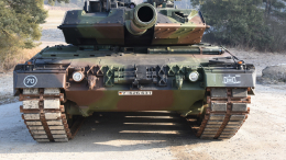 Германия и Польша хотят создать центр по ремонту переданных Украине танков Leopard
