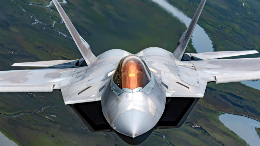 США отправили новейшие истребители F-22 на Ближний Восток