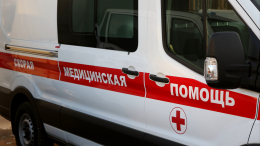 Пять человек пострадали в ДТП с дорожным катком в Новосибирске