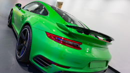 Наценка в 62%! Блогер Wylsacom продает свой люксовый Porsche за баснословные деньги